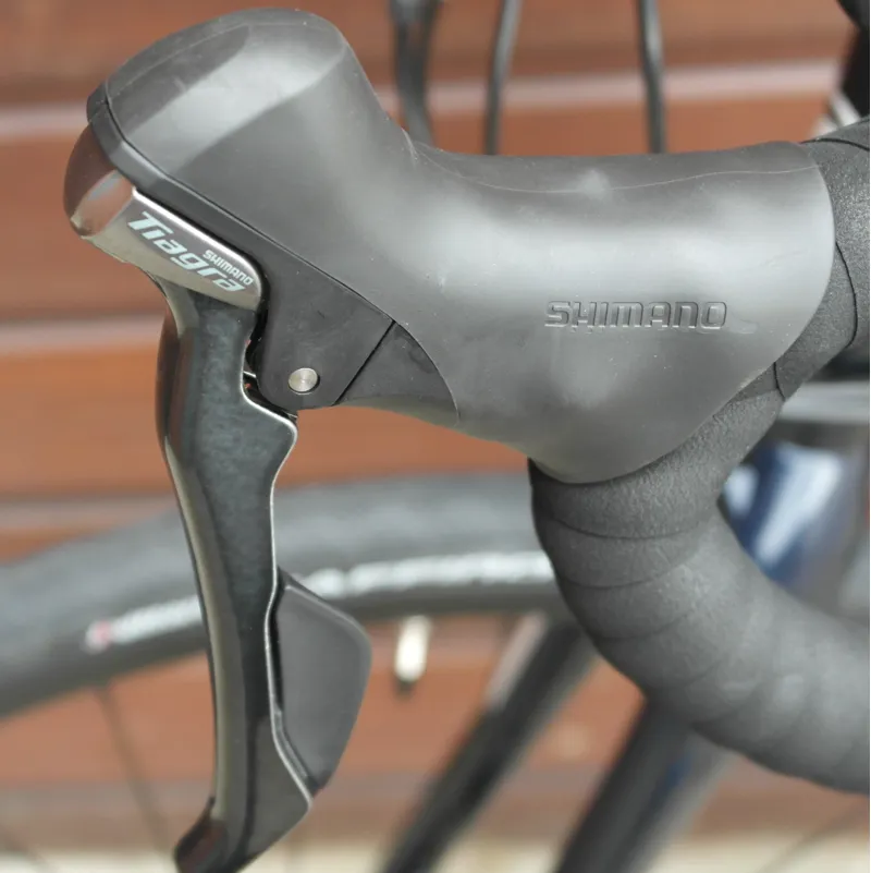 2020 Cannondale Synapse Road bike in Midnight Blue-6