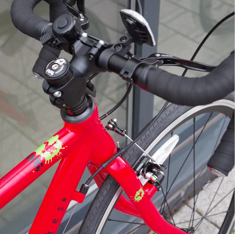 Junior road discount bikes 26 inch