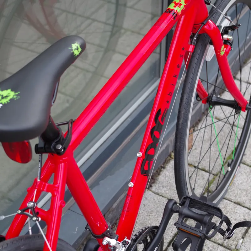 Frog Childrens Lightweight Road Bike 70cm Red 26 inch wheels-6