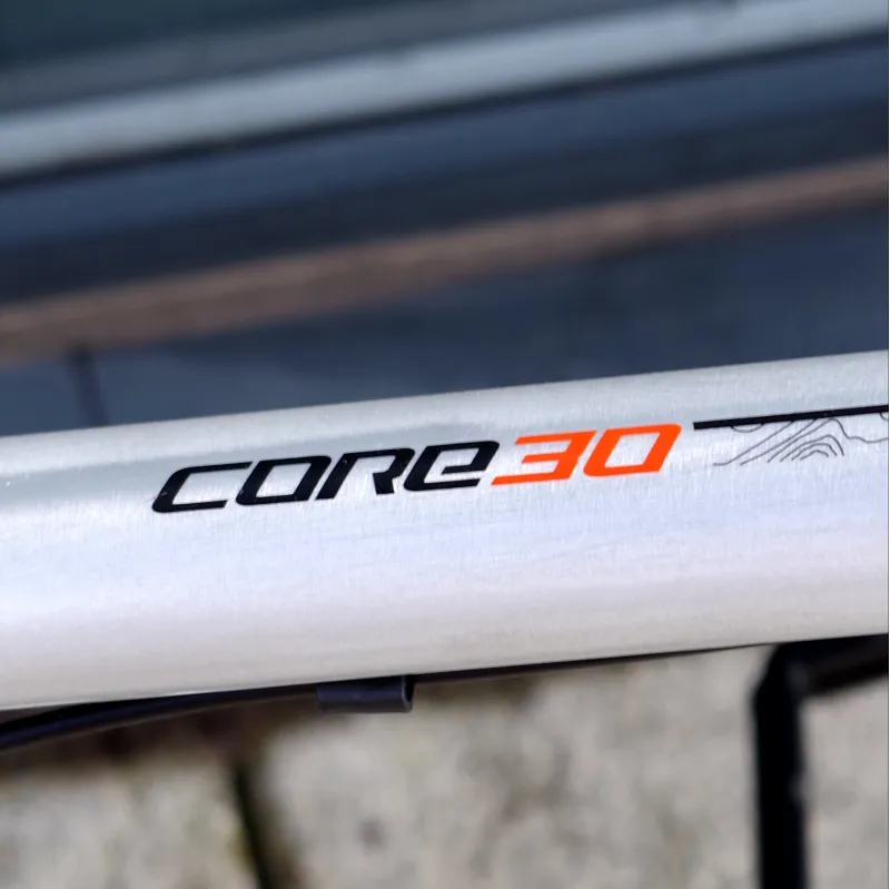 Genesis core 30 2017 sales