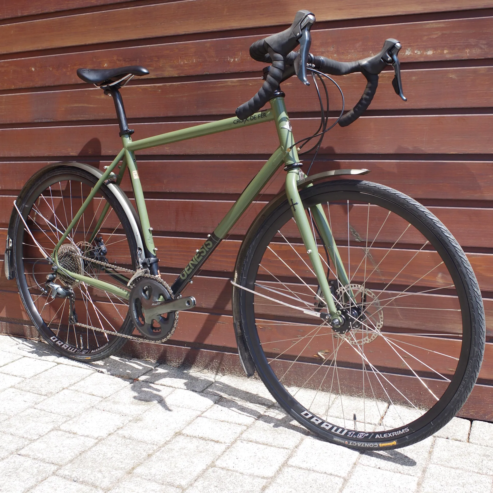 Genesis Croix De Fer 20 2016 Large, Green Pre Loved