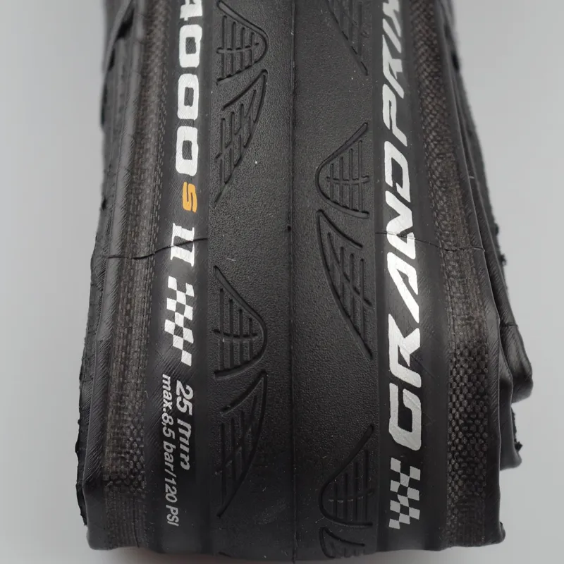 Continetal Grand Prix 4000S II 700 road tyre-3