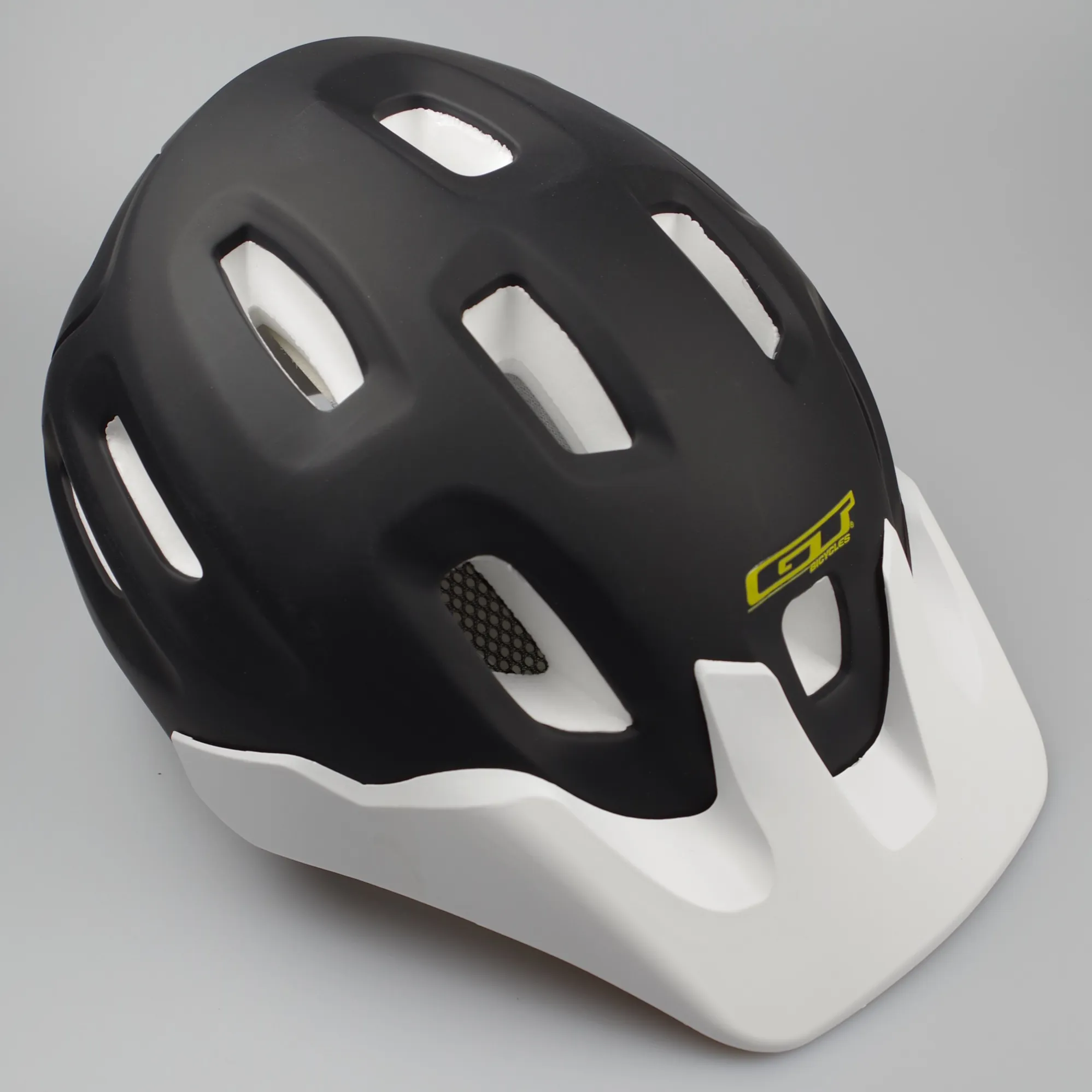 2016 GT Avalanche Helmet Black SM/MD 2016 GT Avalanche Helmet Black SM/MD