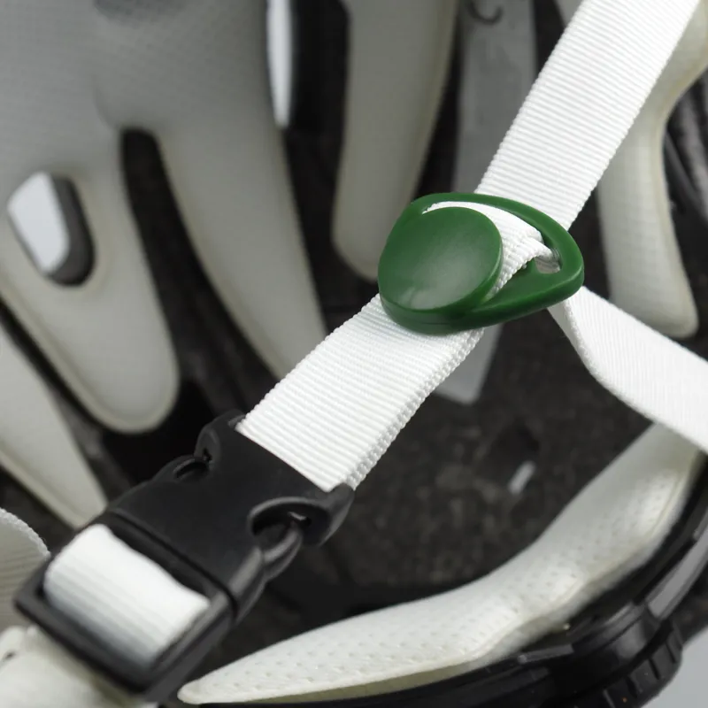 2016 GT Avalanche Helmet Green SM/MD-7