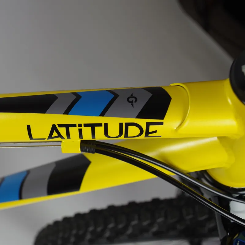 2015 Genesis Latitude 20 mtb-11