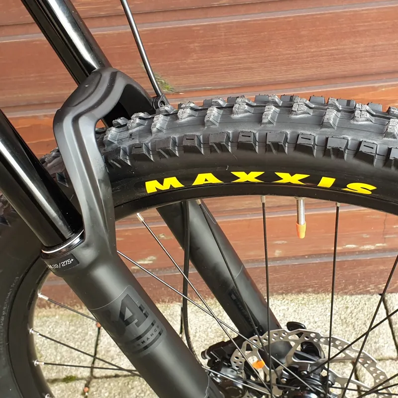 2020 Orbea OCCAM H20 Mountain Bike in BLACK-2