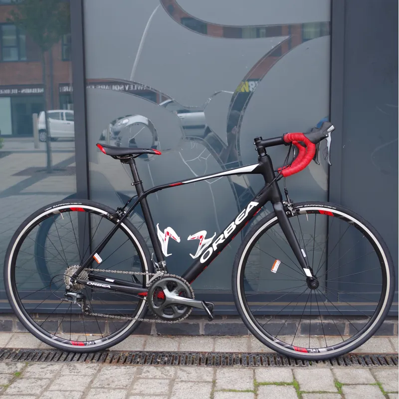 Preloved Orbea Avant H40 Road Bike Black and Red 55cm