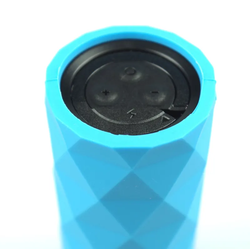 Outdoor Tech Buckshot speaker blue-4