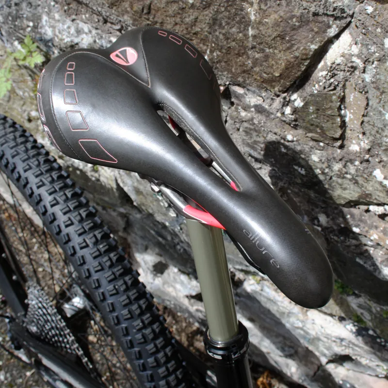 Ex-Demo Saracen Kili Flyer 12X 15in-9