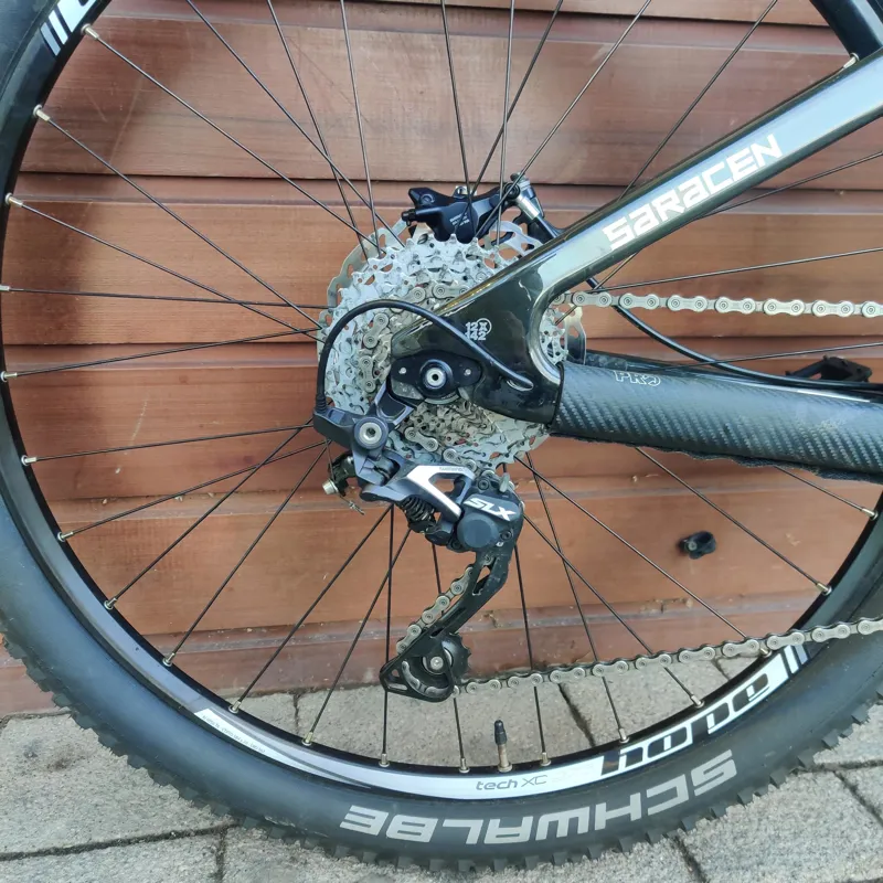 Pre Loved Saracen Kili Flyer Full Suspension Carbon MTB Black Silver 19inch Large -6