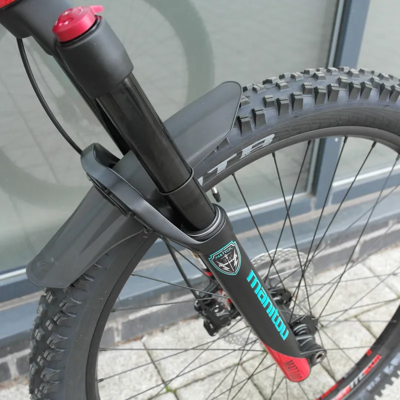 2019 Ragley Mmmbop Hardtail Gloss Burg-Blue Mountain Bike-5