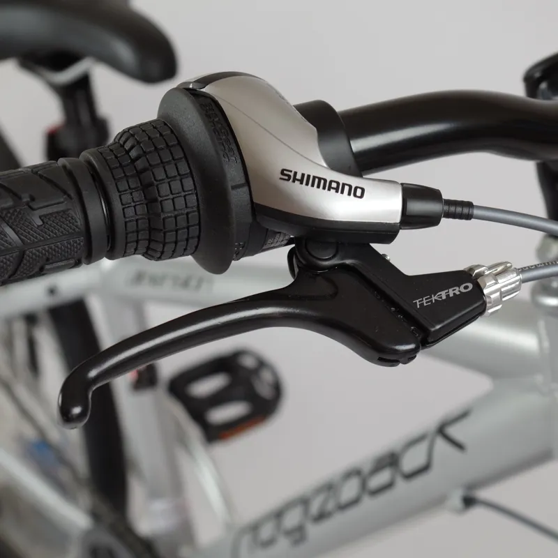 2017 Ridgeback Dimension 24 Silver-2