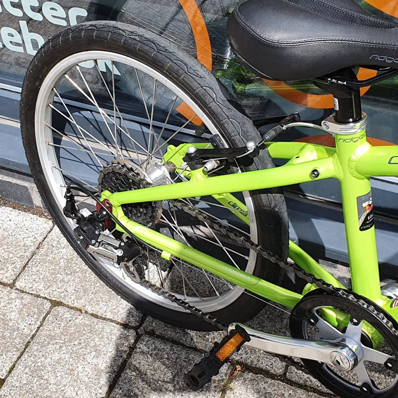 Pre Loved Ridgeback Dimension 20 inch Childrens Bike in Green-2