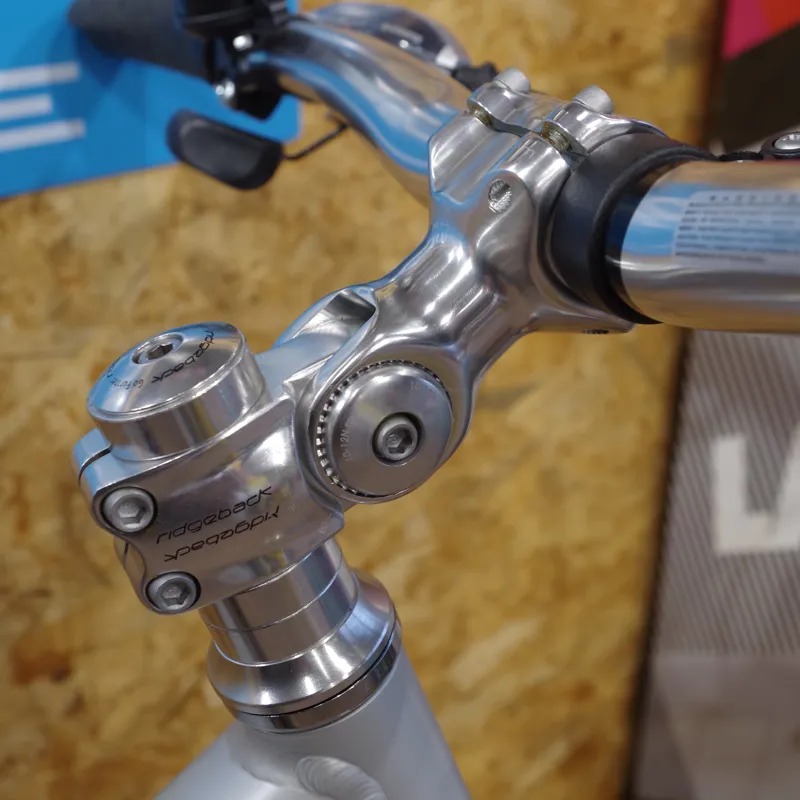 2018 Ridgeback Velocity Open Frame 17 inch Silver