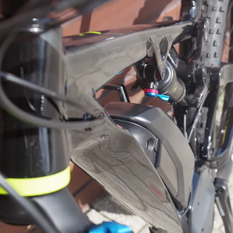 2018 Saracen Ariel E+ Medium Electric Mountain Bike-5