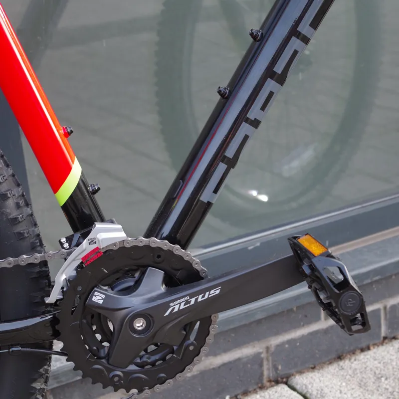 2018 Saracen Mantra 27.5 inch Hardtail Bike-3