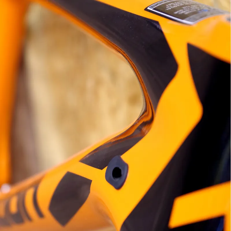 Transition Vanquish Habanero Carbon 29er Frame-1