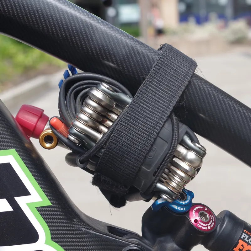 Enduro strap best sale mtb
