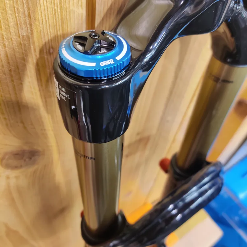 Fox 38 Float Factory GRIP2 Tapered Fork in Black-1