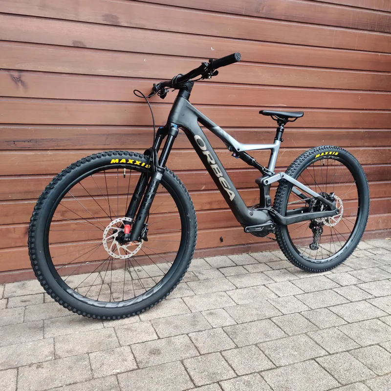 2023 Orbea Rise M20 Carbon Electric MTB Carbon/Grey 540wh battery-2