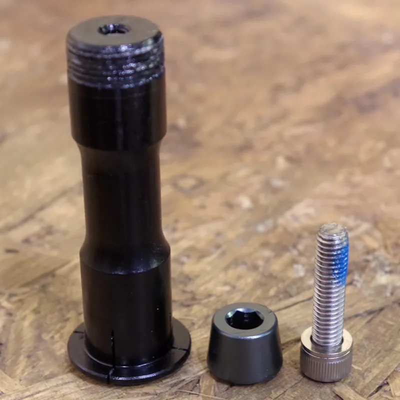 Transition Giddy Up Main Pivot v2-1