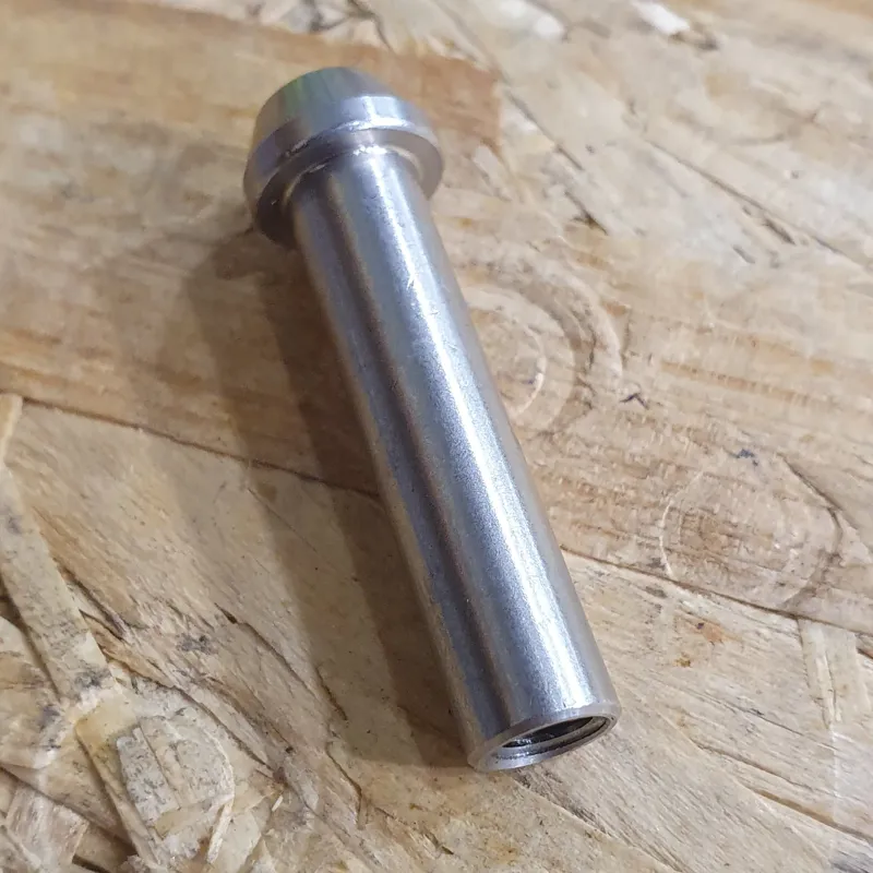 Transition 8mm Shock Bolt for TR500 and Giddy Up models in Silver