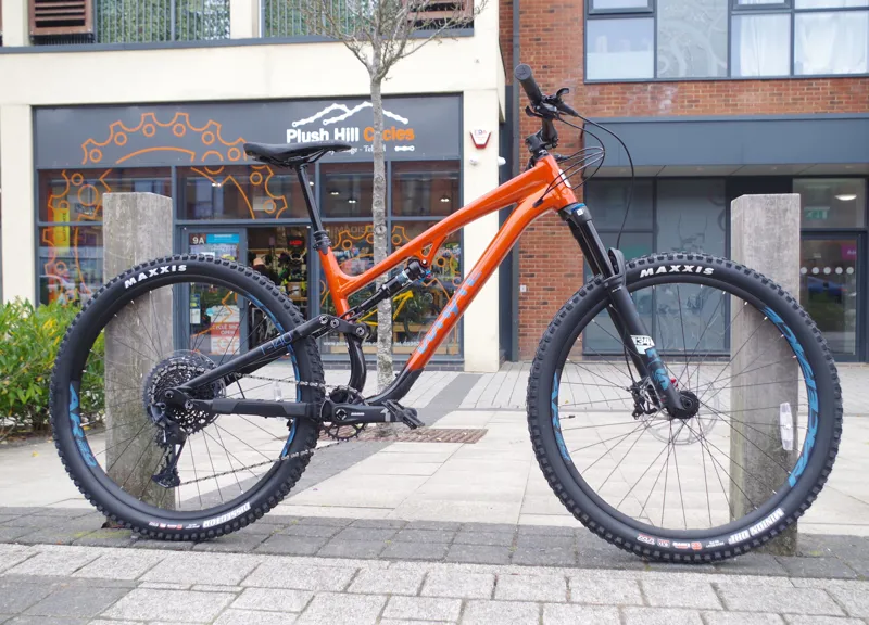 2026 Whyte T-140 RS Full Suspension Mountain Bike Tiger orange-1