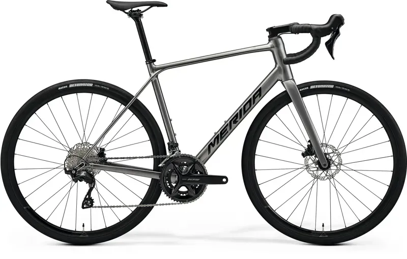2027 Merida Scultura Endurance 400 Road Bike - Gunmetal Grey/Black